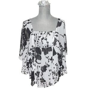 WHITE BLACK INC INTERNATIONAL CONCEPTS BLOUSE TOP FLORAL SZ 6